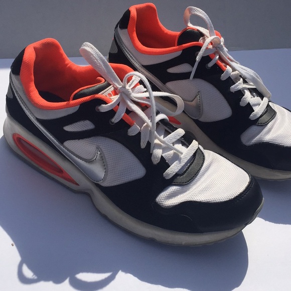 Nike Shoes - NIKE AIR MAX COLISEUM WOMEN’s RUNNING SHOES 10.5